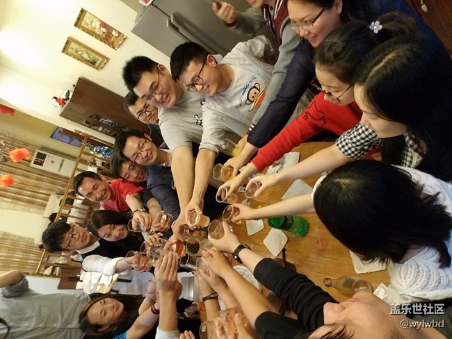 上海星部落一周年轟趴大聚會咯～嗨起