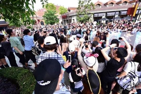 三星S8推出加勒比海盜特別定制版：貴300元