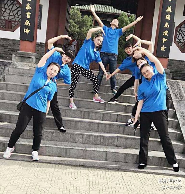 河南許昌小區(qū)預(yù)祝三星S8大賣！大賣！大賣！
