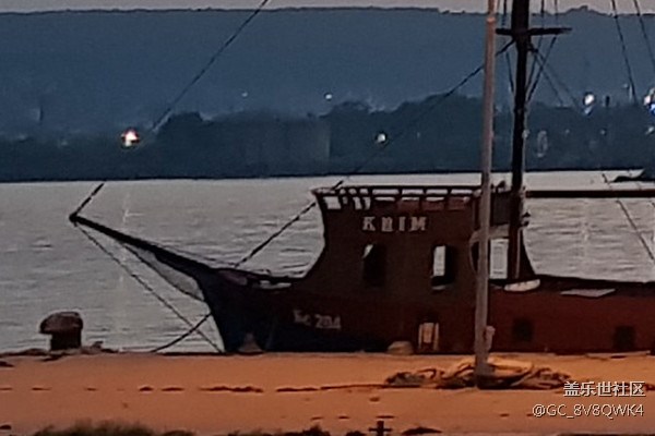 當(dāng)S8遇上單反 會(huì)是怎樣的結(jié)局