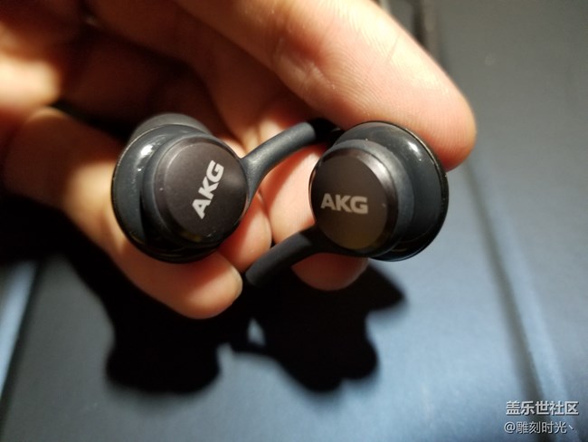 【S8曬單】偽開箱！——使用一天煙晶灰真實(shí)體驗(yàn)！