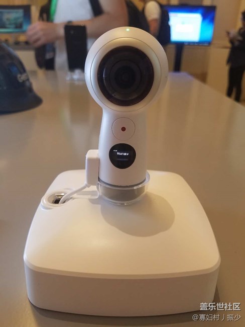 體驗(yàn)不一樣的手機(jī)發(fā)布會~三星s8（2）