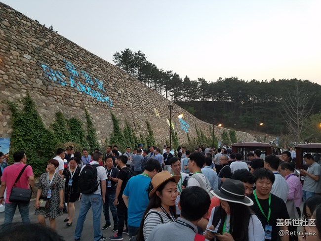 三星蓋樂世S8發(fā)布會(huì)紀(jì)實(shí)【三】-晚宴及發(fā)布會(huì)篇-新增視頻 三星蓋樂世S8發(fā)布會(huì)紀(jì)實(shí)【三】-晚宴及發(fā)布會(huì)篇-新增視頻