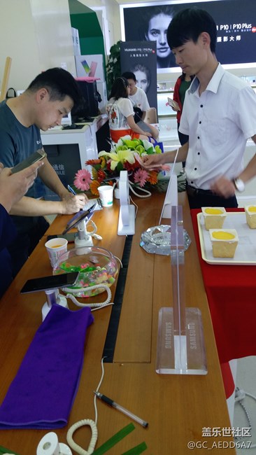 楚雄區(qū)域  rainbow  team  隊(duì)三星S8品鑒會(huì)預(yù)定現(xiàn)場(chǎng)