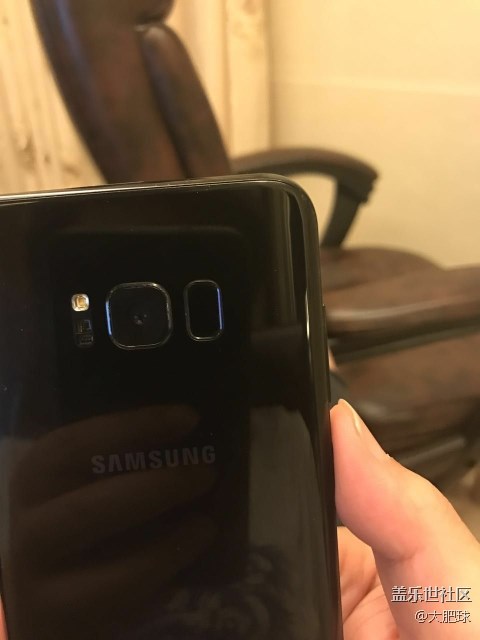 s8＋ 已經(jīng)開始掉漆   5555