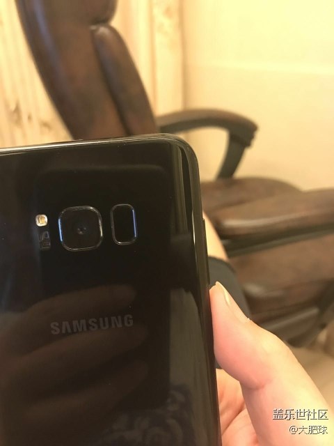 s8＋ 已經(jīng)開始掉漆   5555