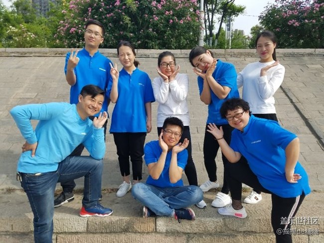 河?xùn)|“為夢(mèng)啟航”團(tuán)隊(duì)