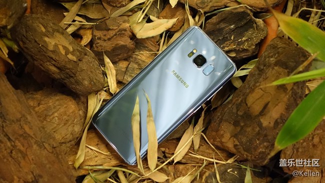 夏日里的一抹藍 三星蓋樂世S8霧嶼藍版圖賞