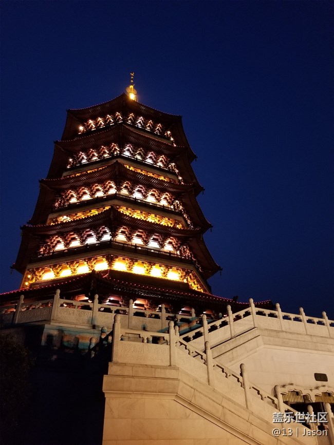 IMX333夜視儀相機(jī)表現(xiàn) 機(jī)皇Galaxy S8詳細(xì)體驗(yàn)(下篇) IMX333夜視儀相機(jī)表現(xiàn) 機(jī)皇Galaxy S8詳細(xì)體驗(yàn)(下篇)