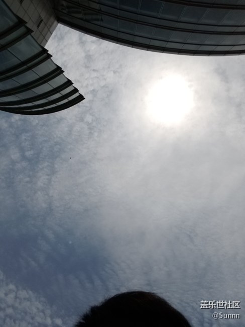 前置攝像頭拍照有小黑點(diǎn)