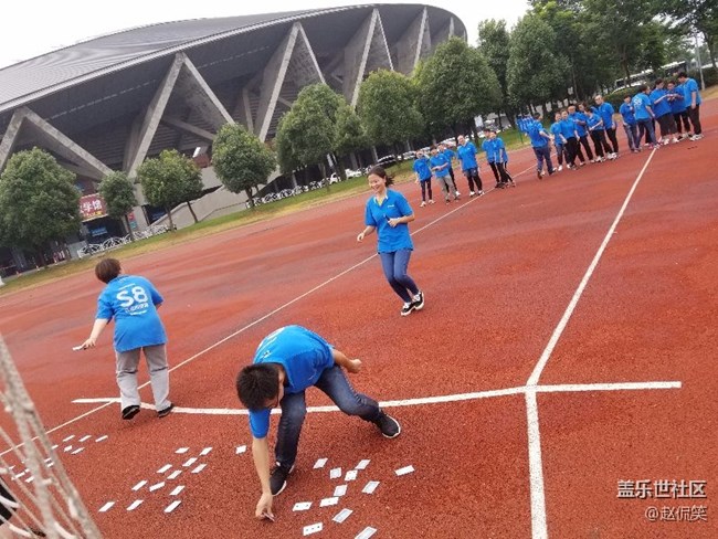 杭州辦金衢小區(qū)RUN FOR DREAM  8發(fā)8中隊