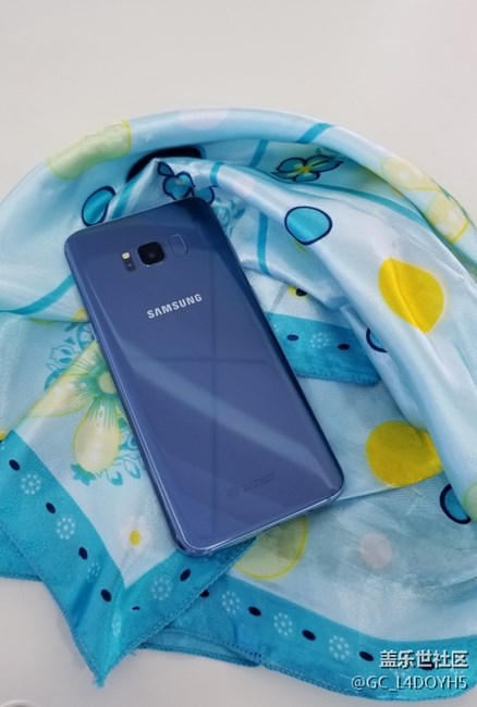 尋找霧嶼藍(lán)，找尋生活中的藍(lán)色跟S8霧嶼藍(lán)進(jìn)行對(duì)比