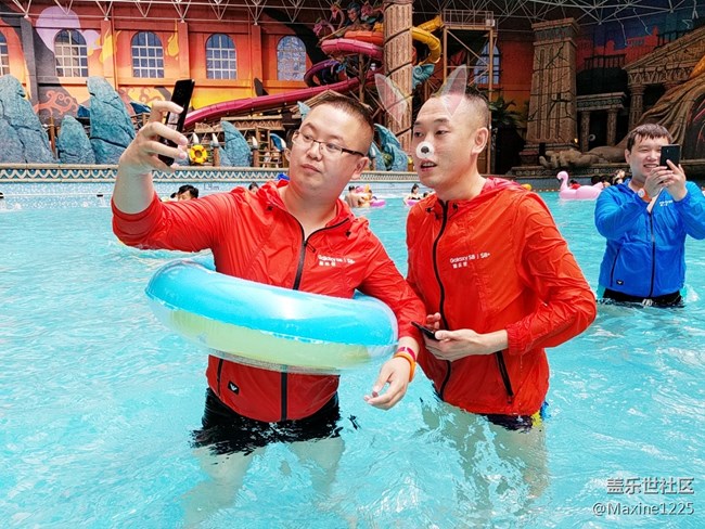 共戲水知夏，同握“8”追夢--哈爾濱夢之隊3主題活動