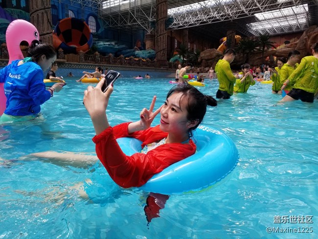 共戲水知夏，同握“8”追夢--哈爾濱夢之隊3主題活動