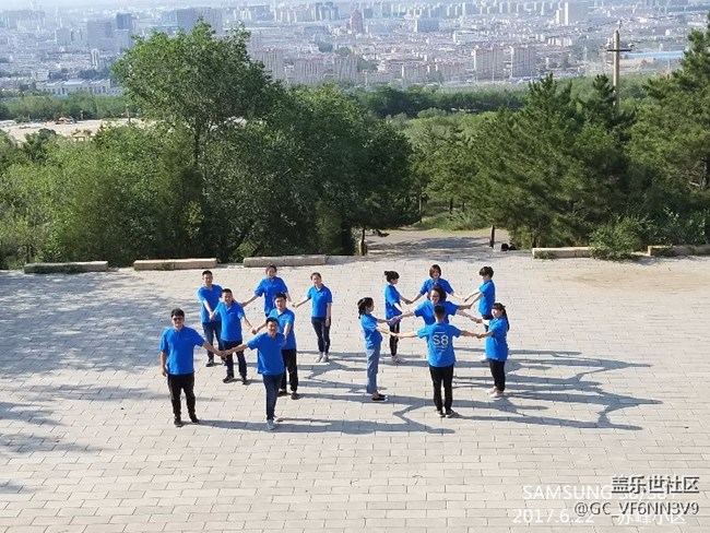 RUN FOR DREAM 內(nèi)蒙辦赤峰小區(qū) “突破所限 大有不同”