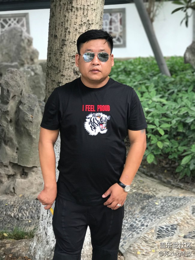 去了趟南京，順手試了試夜拍。