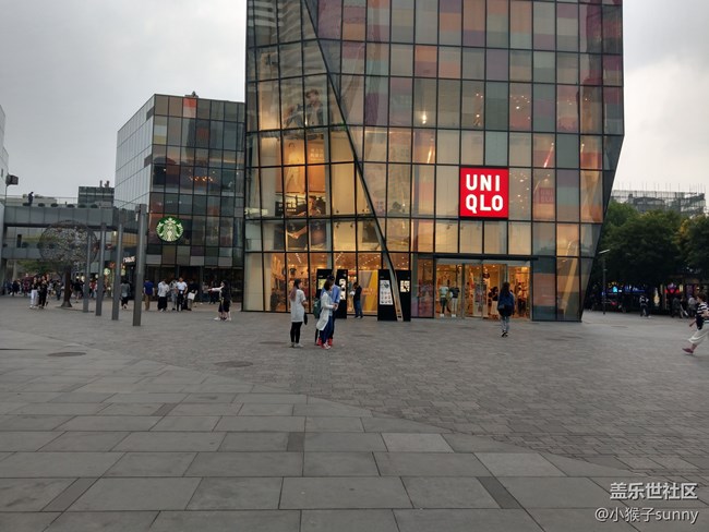 S8/S8+ 評測：或許，這就是「未來手機(jī)」該有的樣子