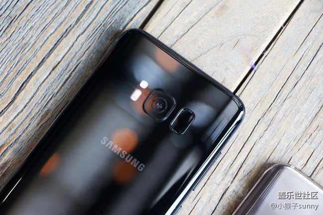 S8/S8+ 評測：或許，這就是「未來手機(jī)」該有的樣子