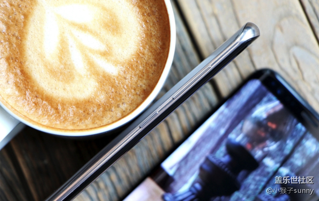 S8/S8+ 圖賞:不只有讓人「中毒」的「全視曲面屏」 S8/S8+ 圖賞:不只有讓人「中毒」的「全視曲面屏」