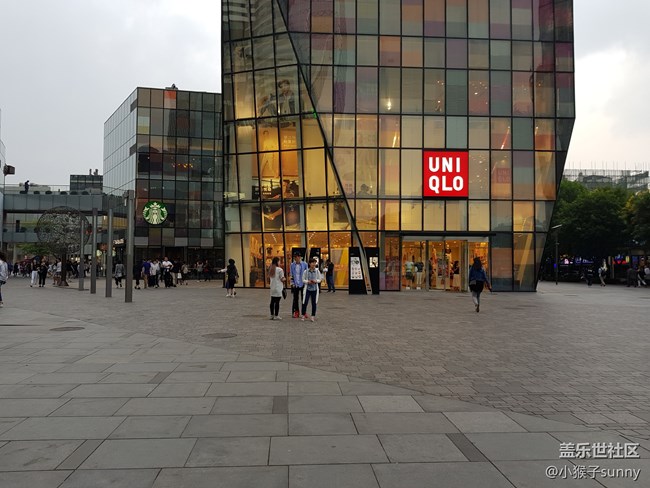 S8/S8+ 評測：或許，這就是「未來手機(jī)」該有的樣子