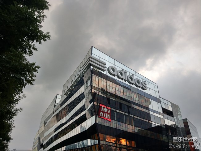 S8/S8+ 評測：或許，這就是「未來手機(jī)」該有的樣子