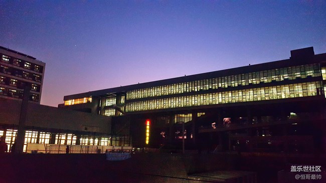 畢業(yè)季快樂