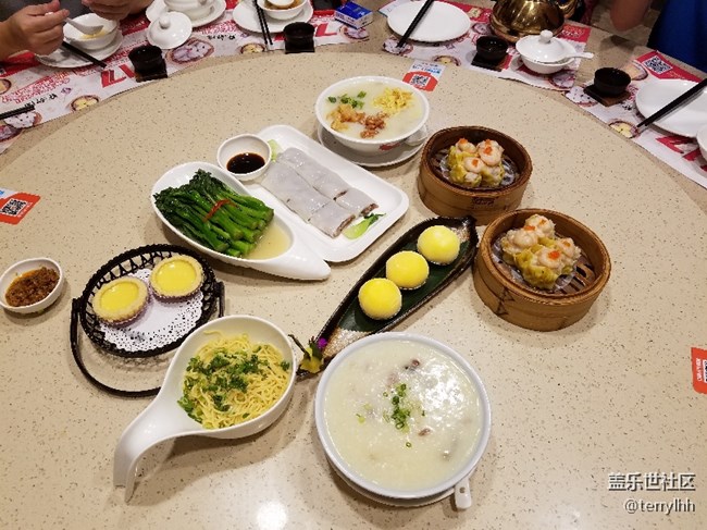 開心共度聚會，蓋樂世社區(qū)2周年活動。