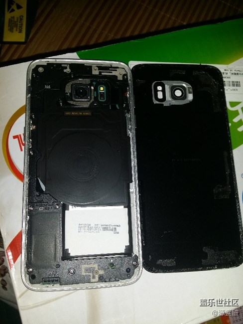 s7edge換電池很簡單