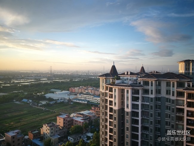 其實(shí)相機(jī)??有一個(gè)HDR的功能