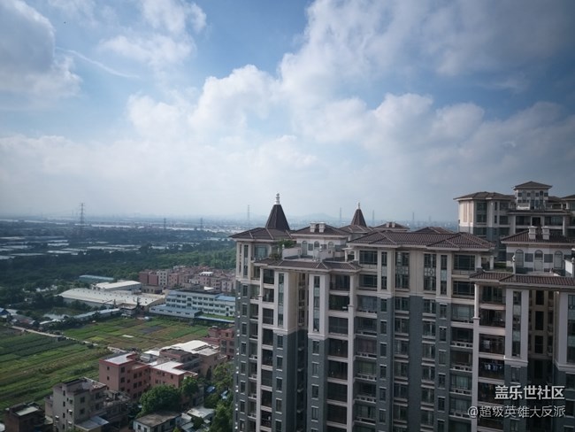 其實(shí)相機(jī)??有一個(gè)HDR的功能