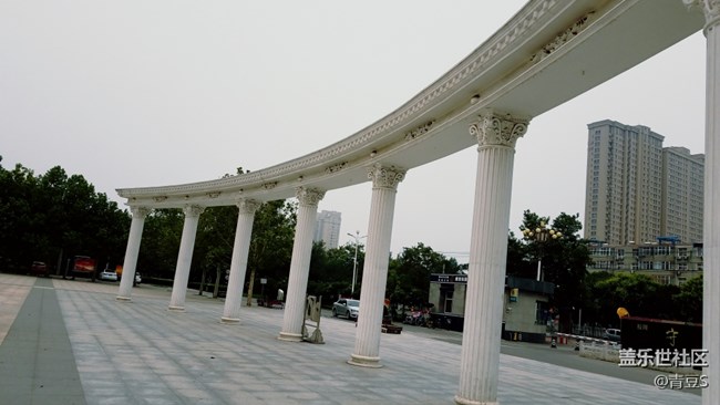 第一帖，有人嗎？社區(qū)里有美版的人混嗎？前天剛升了qf3！！