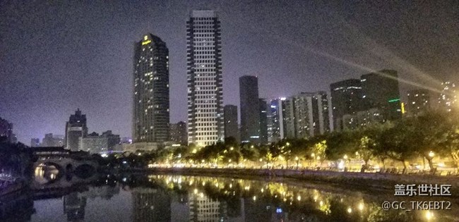昨天晚上在成都九眼橋拍的