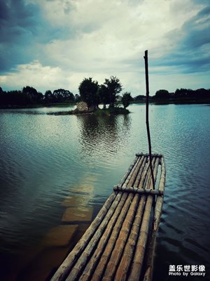 嗯，，，不知道說(shuō)什點(diǎn)什么好，喜歡的就點(diǎn)個(gè)贊吧。。。。。