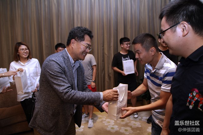 【三星粉絲座談會】權(quán)總裁親臨長沙星粉 活動回顧 【三星粉絲座談會】權(quán)總裁親臨長沙星粉 活動回顧