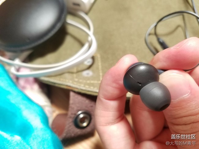 心血來(lái)潮 搞了個(gè)AKG調(diào)音版的耳機(jī) 小開(kāi)箱 心血來(lái)潮 搞了個(gè)AKG調(diào)音版的耳機(jī) 小開(kāi)箱