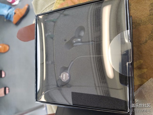 心血來(lái)潮 搞了個(gè)AKG調(diào)音版的耳機(jī) 小開(kāi)箱 心血來(lái)潮 搞了個(gè)AKG調(diào)音版的耳機(jī) 小開(kāi)箱