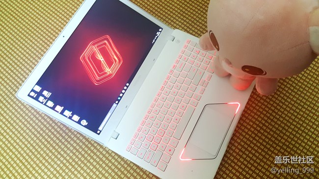 玄龍騎士——游戲本也可以很漂亮！