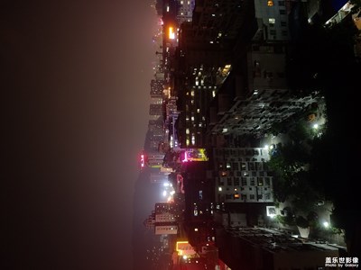 之前拍的夜景，好像沒(méi)發(fā)過(guò)