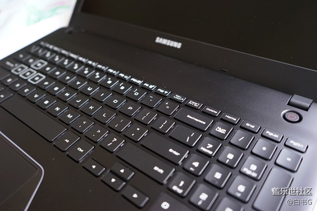 【體驗】三星玄龍騎士 游戲本 設(shè)計亮點(diǎn)及性能測試 【體驗】三星玄龍騎士 游戲本 設(shè)計亮點(diǎn)及性能測試