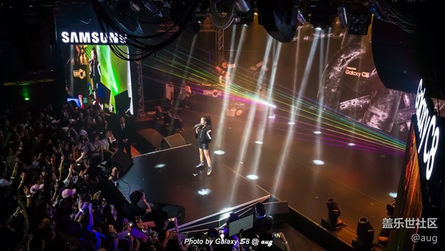 Galaxy C8 發(fā)布會(huì)嗨爆全場(chǎng)