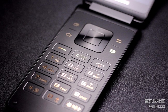 一個(gè)經(jīng)典設(shè)計(jì)的自我修養(yǎng)！三星領(lǐng)世8：重塑奢華，鑄就不凡