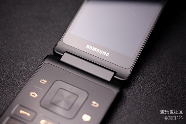 一個(gè)經(jīng)典設(shè)計(jì)的自我修養(yǎng)！三星領(lǐng)世8：重塑奢華，鑄就不凡