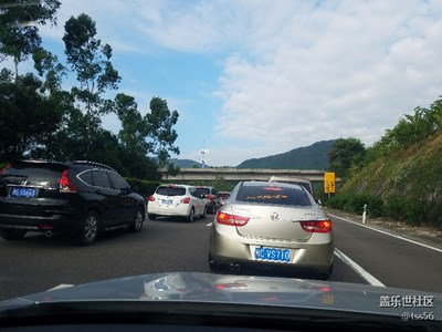 節(jié)假日，還是不出門好。