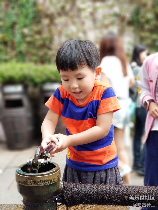 拍照神機，100分不含糊