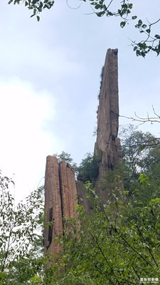 《吃喝玩樂》+  洛陽龍?zhí)洞髰{谷