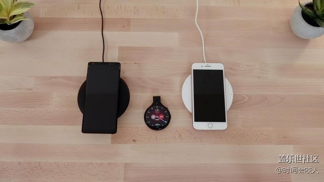 【實測】三星Note8無線充電速度虐哭iPhone8！