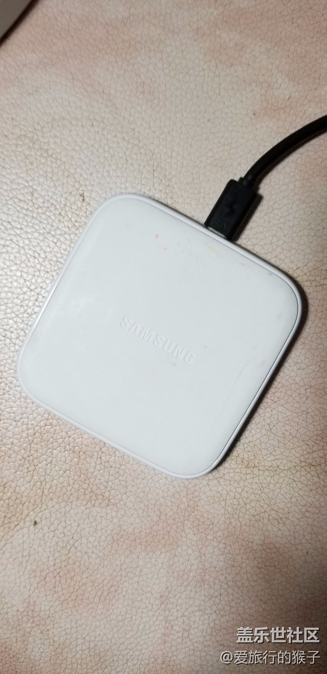 無線充藍(lán)燈閃爍無法充電