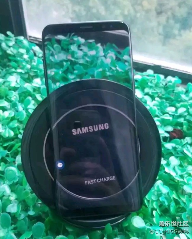 s8屏幕*怎么弄的？