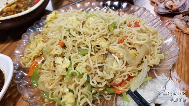 青島美食涮毛肚，烤串