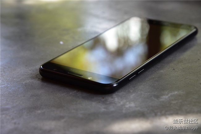 三星中國特供機C8——中端機的新選擇